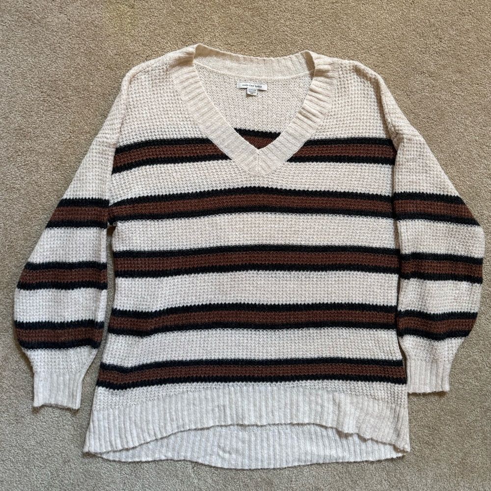 American Eagle Outfitters Cream and Brown V-Neck Sweater